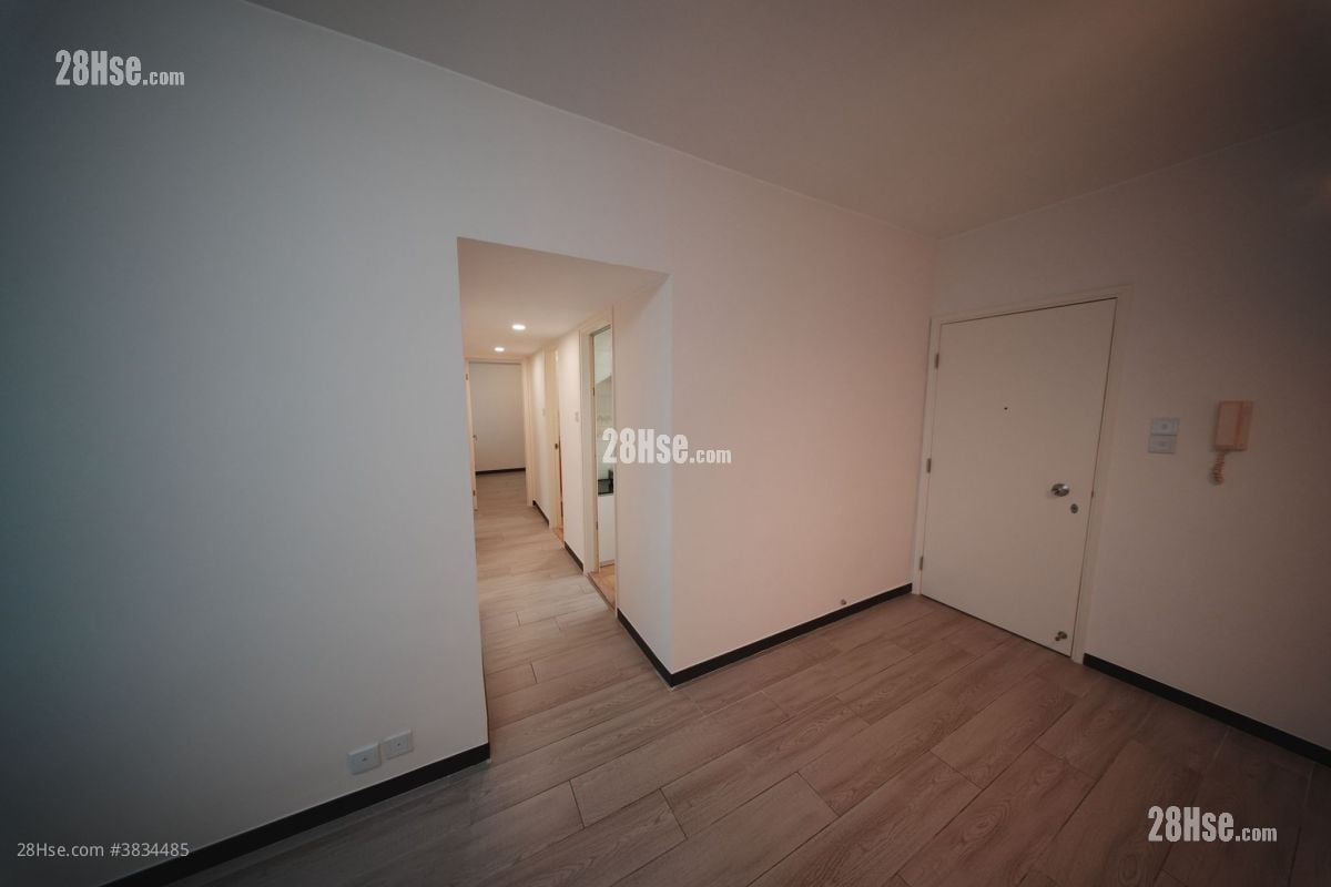 Scenery Garden Rental 3 Bedrooms , 1 Bathroom 537 ft²