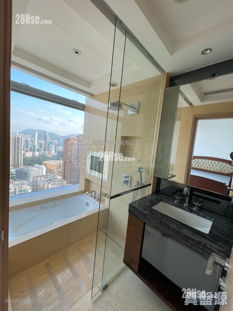 The Cullinan Sell 4 Bedrooms , 2 Bathrooms 1,093 ft²