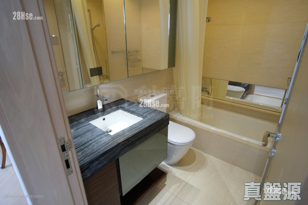 The Cullinan Sell 4 Bedrooms , 2 Bathrooms 1,093 ft²
