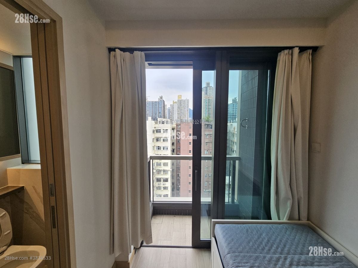 J Loft Rental Studio , 1 Bathroom 205 ft²