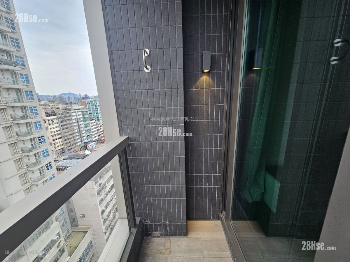 J Loft Rental Studio , 1 Bathroom 205 ft²