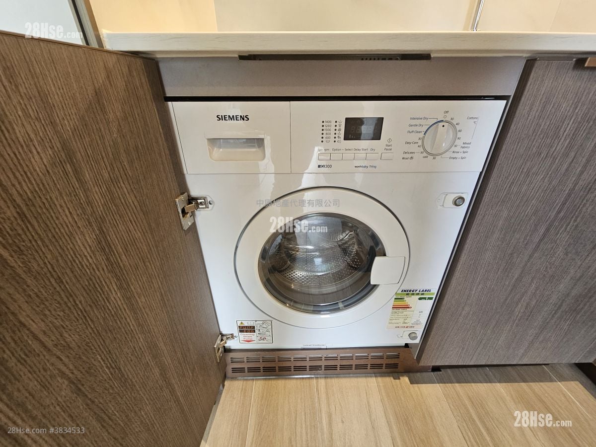 J Loft Rental Studio , 1 Bathroom 205 ft²