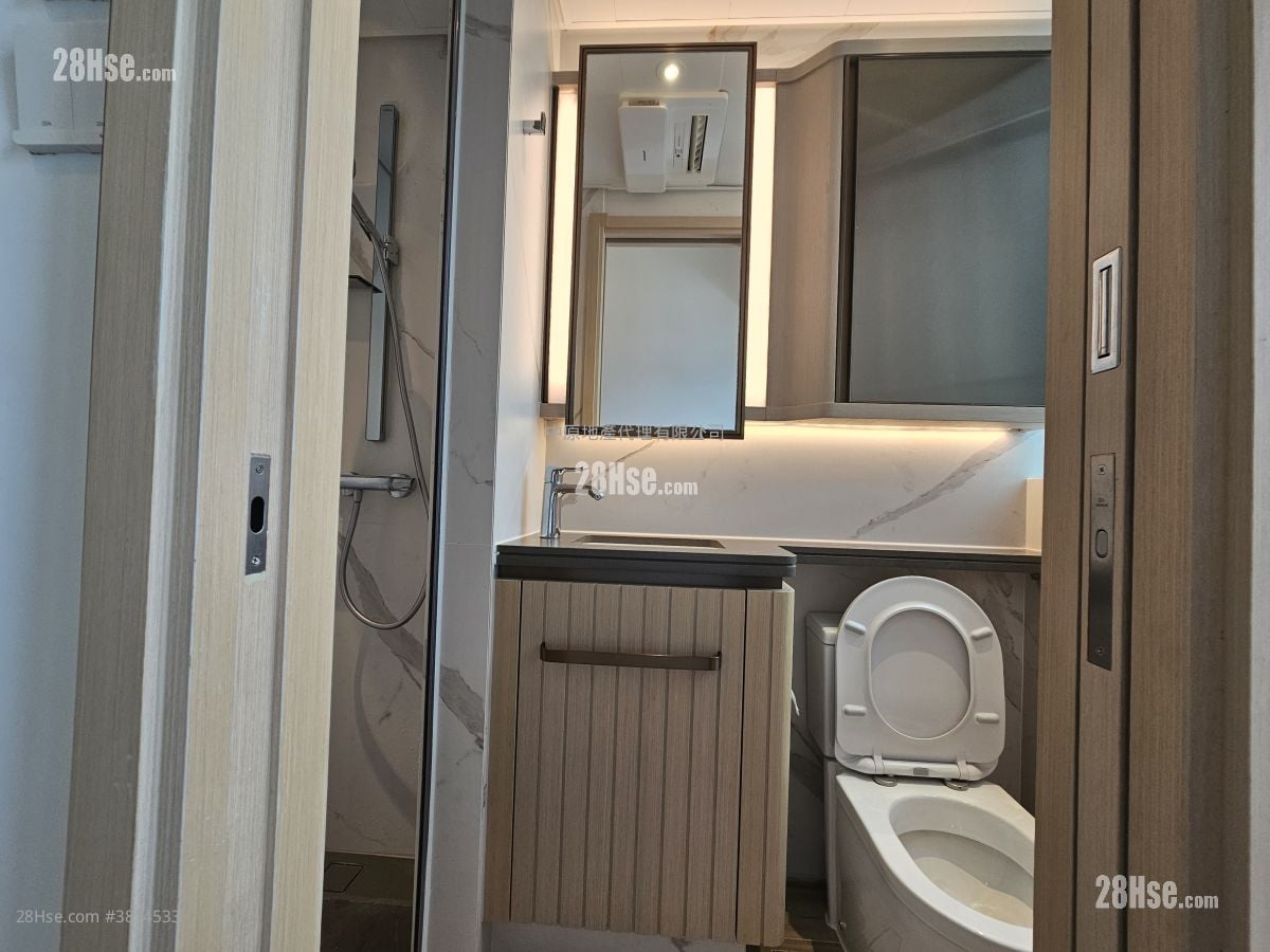 J Loft Rental Studio , 1 Bathroom 205 ft²