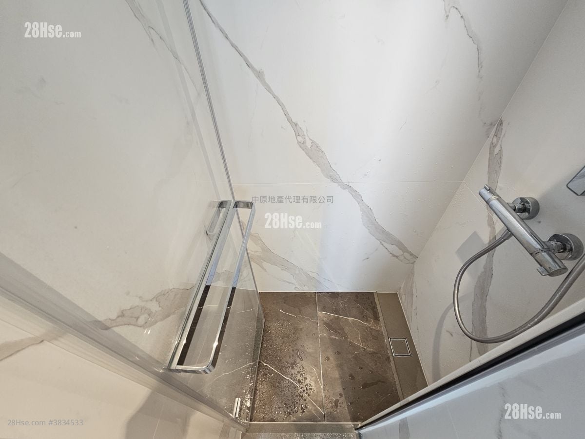 J Loft Rental Studio , 1 Bathroom 205 ft²