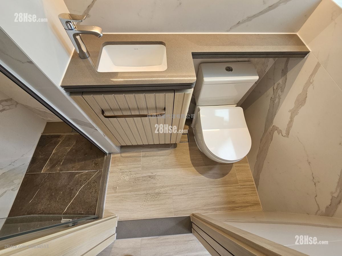 J Loft Rental Studio , 1 Bathroom 205 ft²