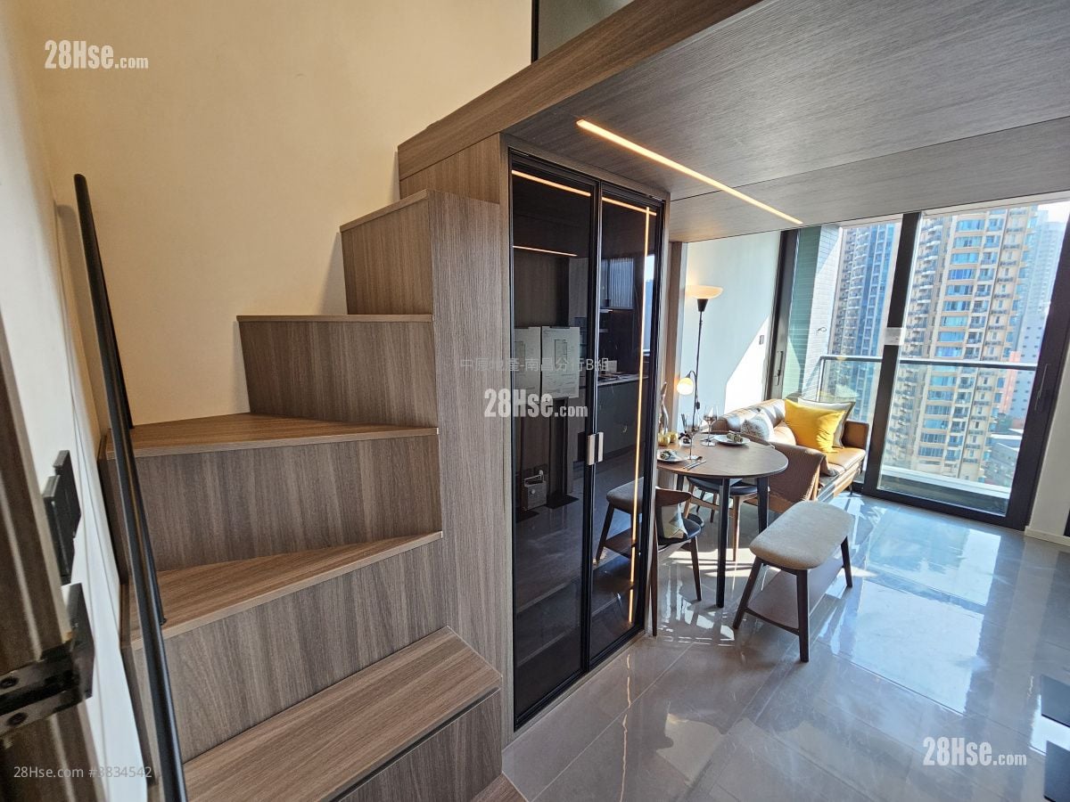Larchwood Rental Studio , 1 Bathroom 210 ft²
