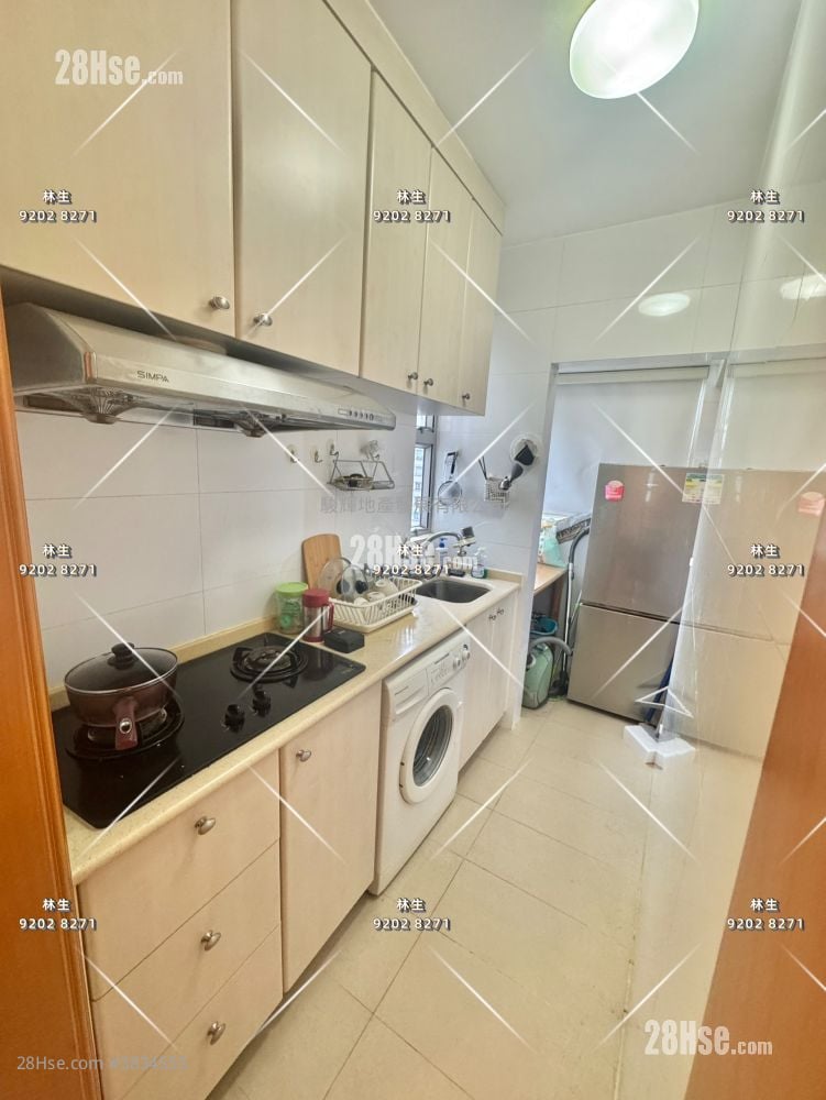 Bo Lun Building Rental 2 Bedrooms , 1 Bathroom 308 ft²