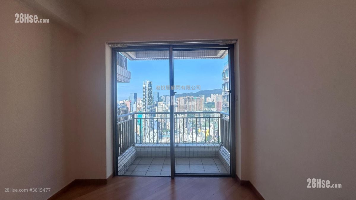 The Zenith Rental 3 Bedrooms 659 ft²