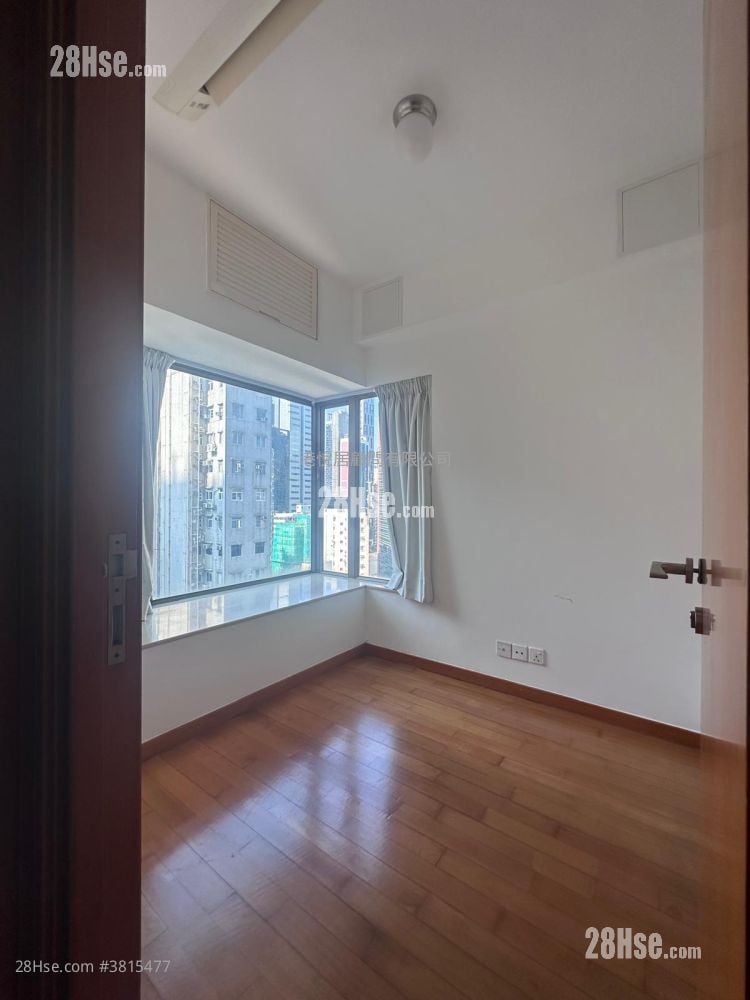 The Zenith Rental 3 Bedrooms 659 ft²