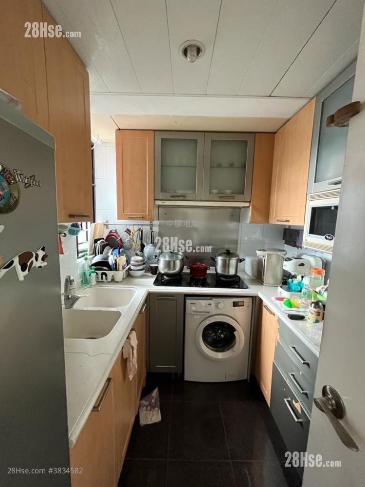 Oscar By The Sea Sell 2 Bedrooms , 1 Bathroom 523 ft²