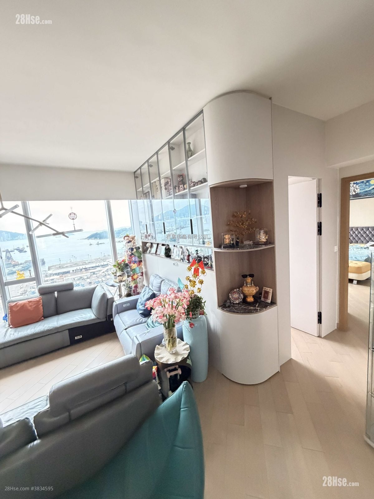 Cullinan West Rental 3 Bedrooms , 4 Bathrooms 1,651 ft²