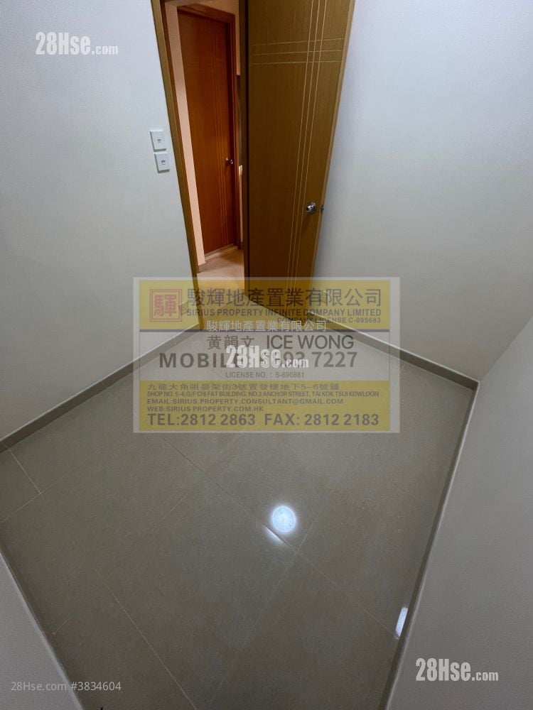 Luen Keung Building Rental 2 Bedrooms , 1 Bathroom 271 ft²