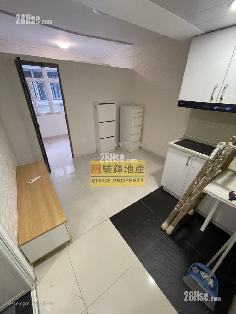 Peony House Rental 240 ft²