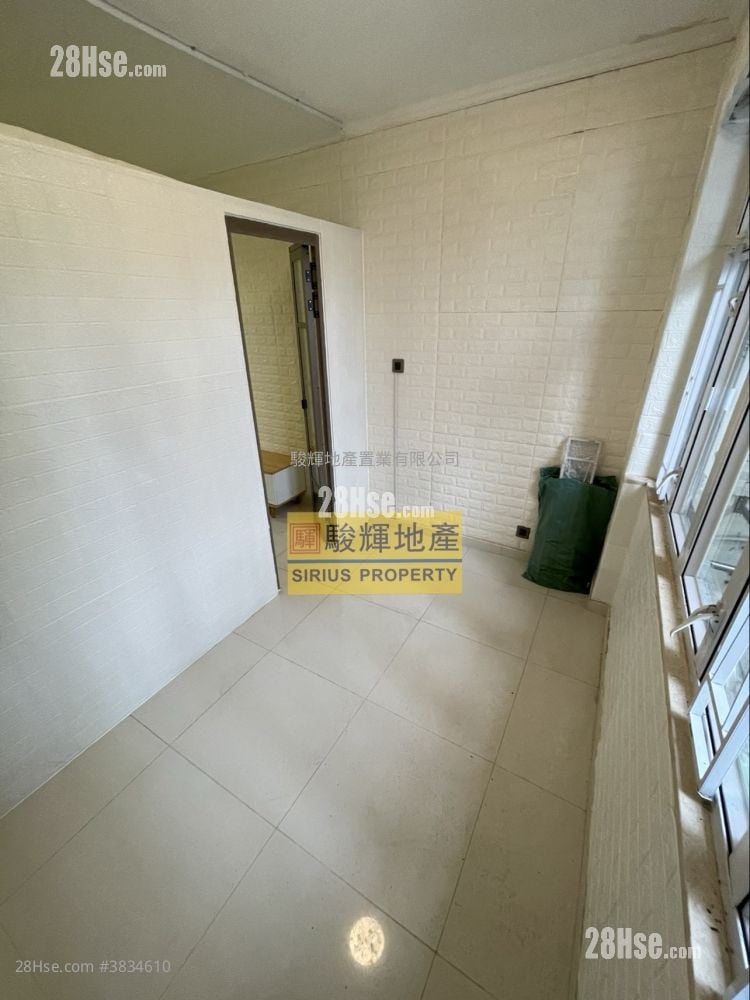 Peony House Rental 240 ft²