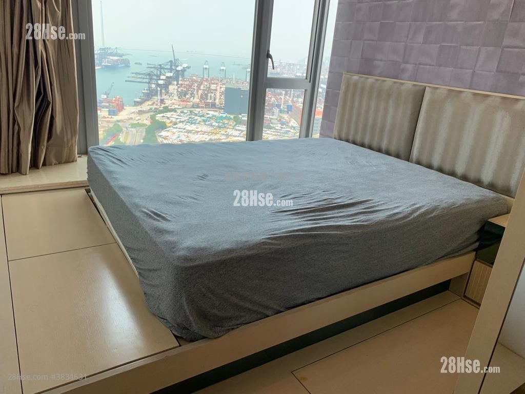 Manhattan Hill Rental 2 Bedrooms , 1 Bathroom 558 ft²