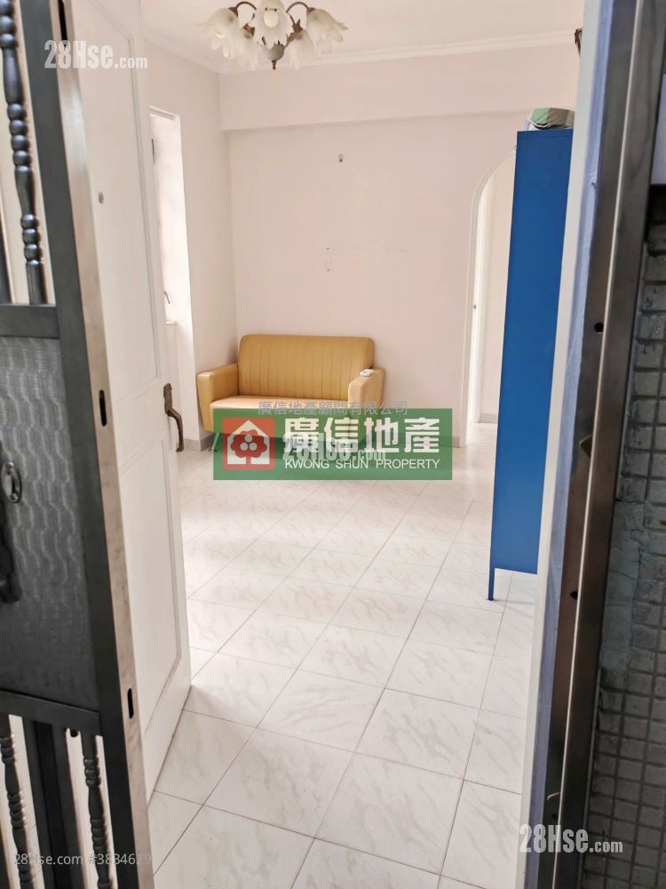 Cheung Fu Mansion Rental 2 Bedrooms , 1 Bathroom 381 ft²