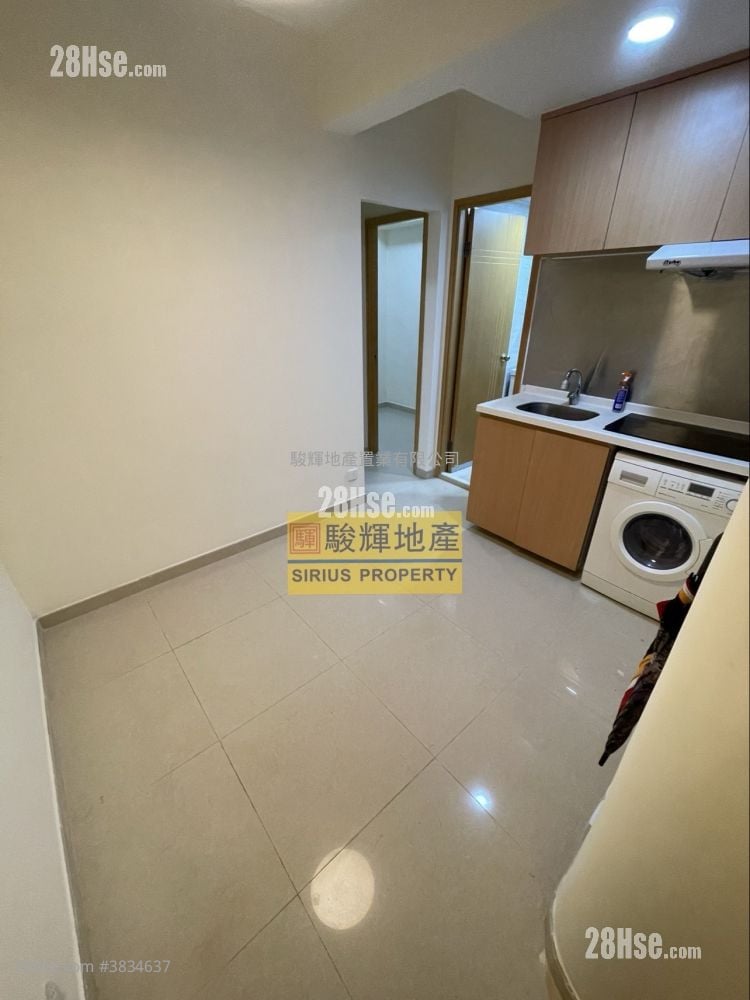 Luen Keung Building Rental 271 ft²