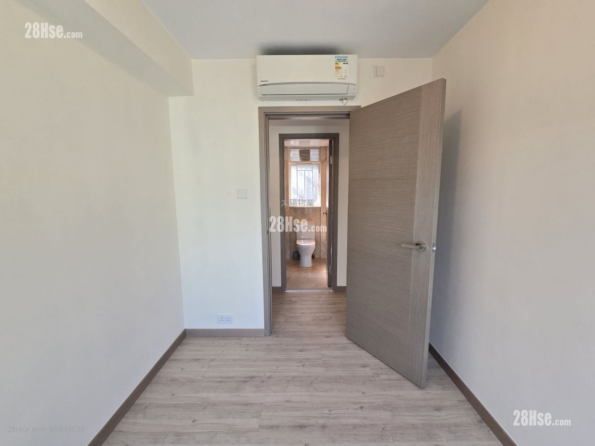 Laguna Verde Sell 4 Bedrooms , 2 Bathrooms 819 ft²