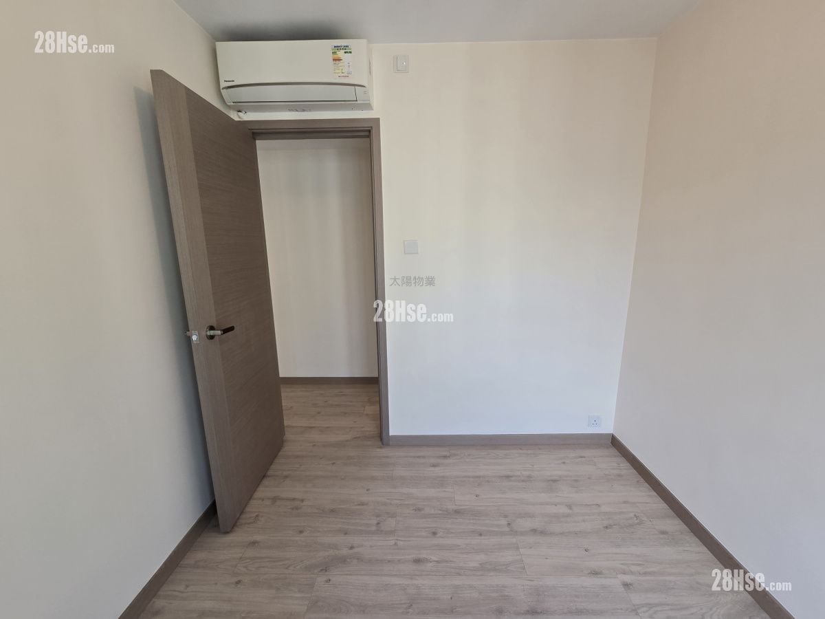 Laguna Verde Sell 4 Bedrooms , 2 Bathrooms 819 ft²