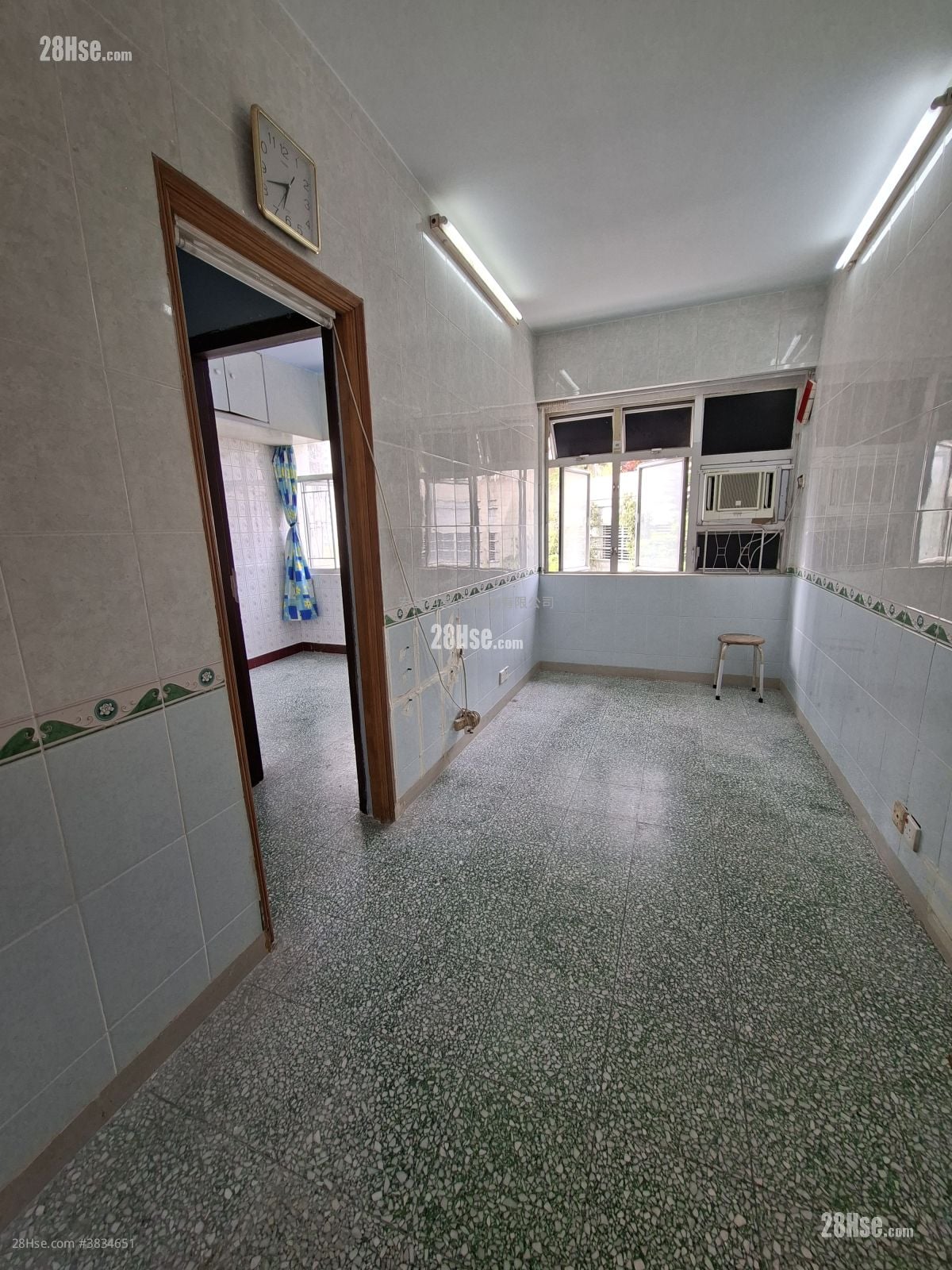 Po Sing Court Sell 1 Bedroom 245 ft²