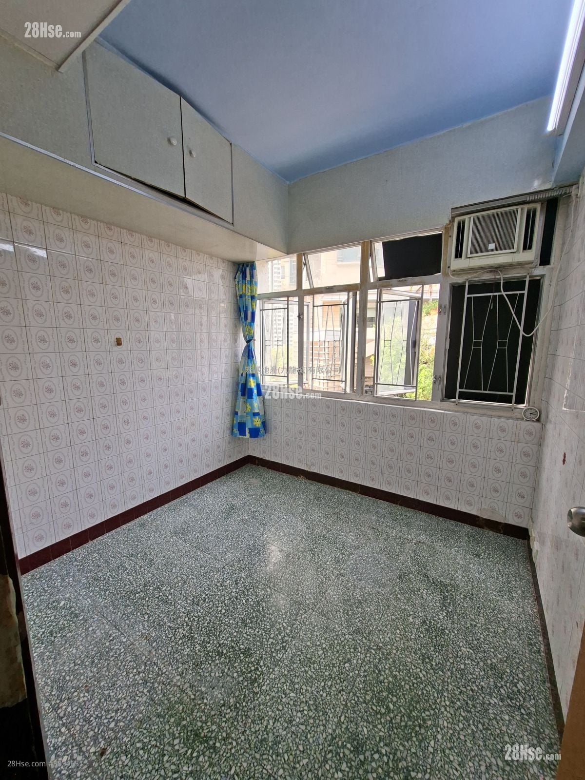 Po Sing Court Sell 1 Bedroom 245 ft²