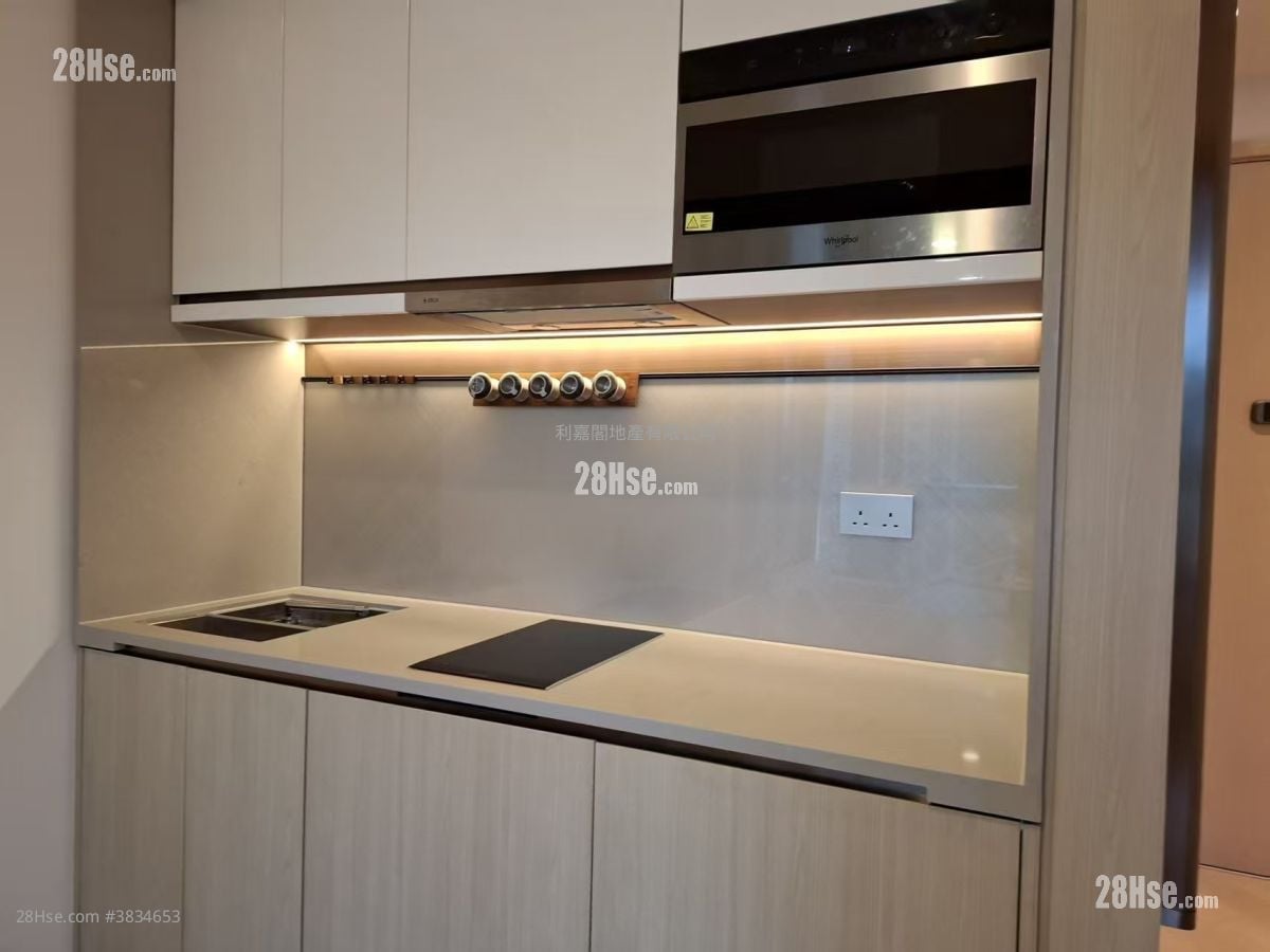 Manor Hill Sell 222 ft²