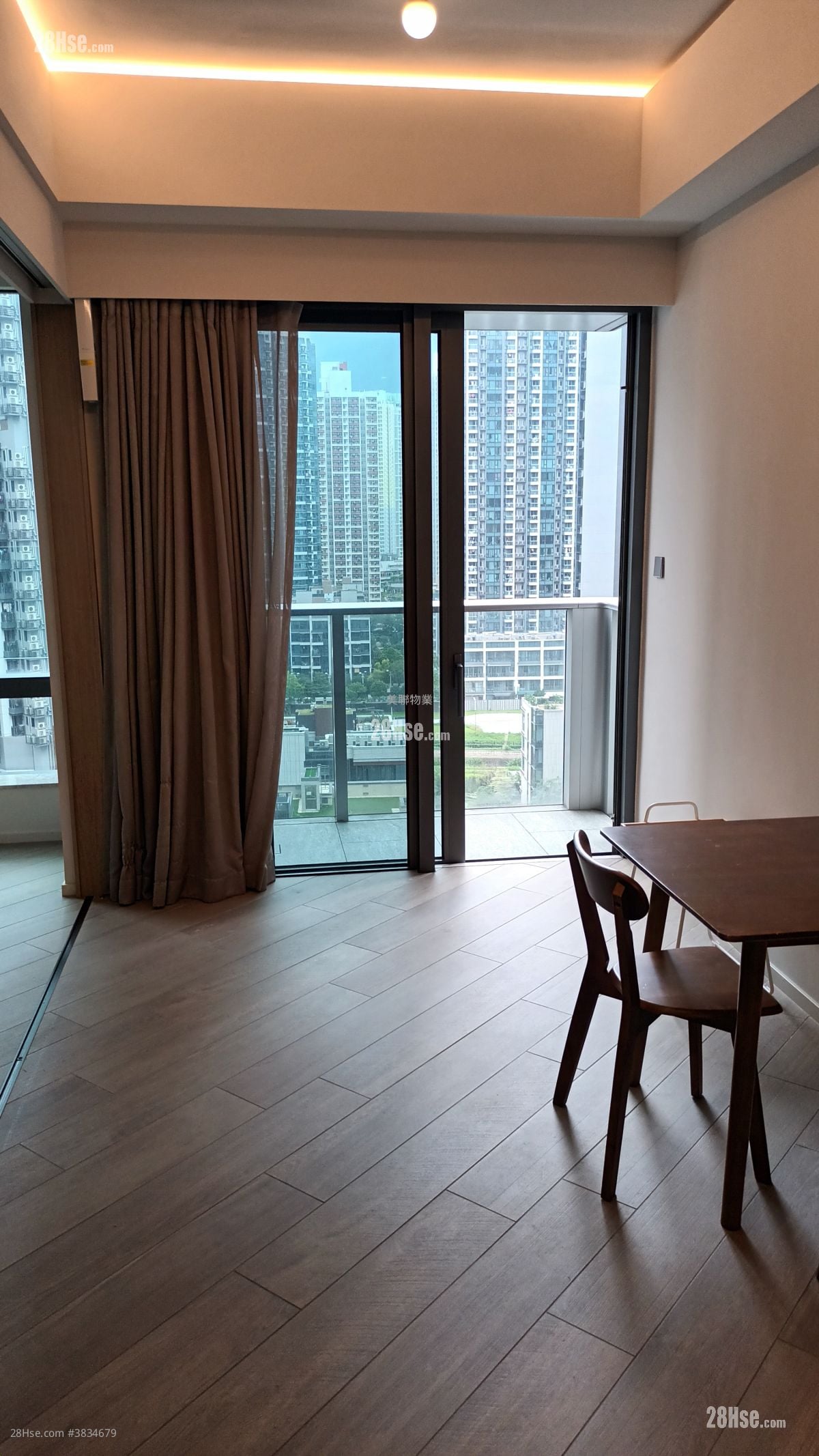 The Henley Rental 2 Bedrooms , 1 Bathroom 356 ft²