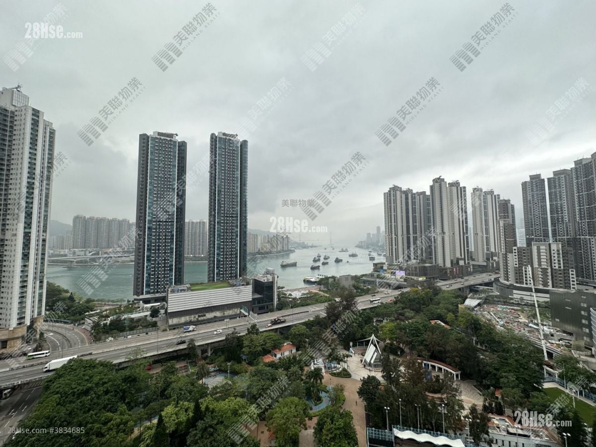 Aurora Rental 3 Bedrooms , 3 Bathrooms 859 ft²