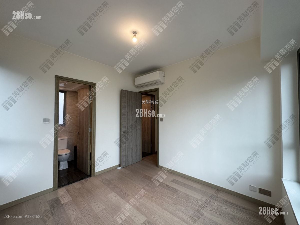 Aurora Rental 3 Bedrooms , 3 Bathrooms 859 ft²