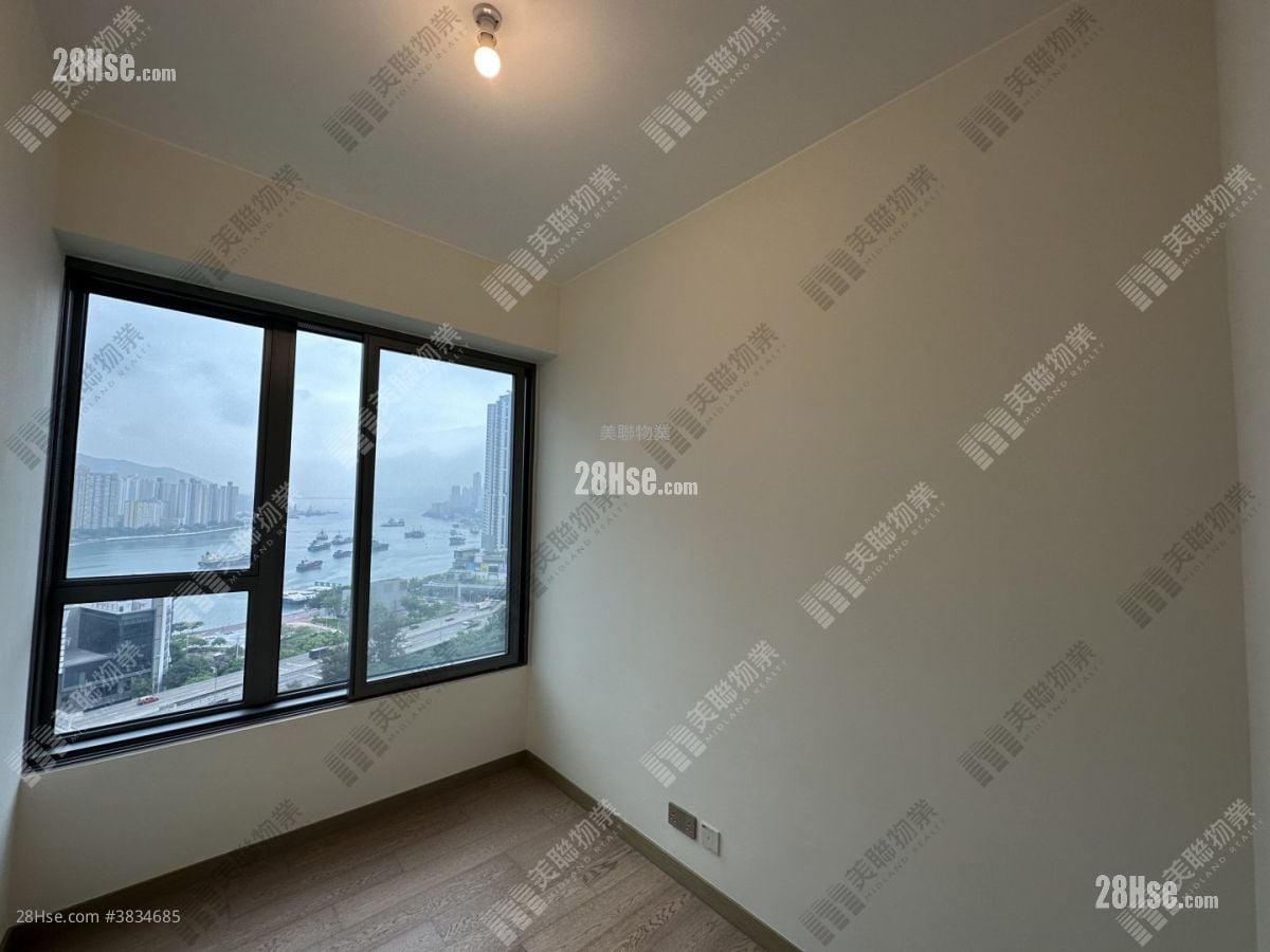 Aurora Rental 3 Bedrooms , 3 Bathrooms 859 ft²