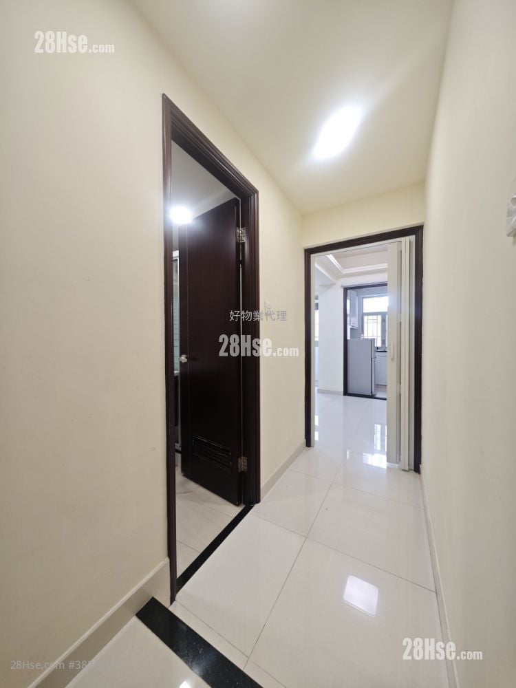 King Cheung Mansion Rental Studio , 1 Bathroom 240 ft²