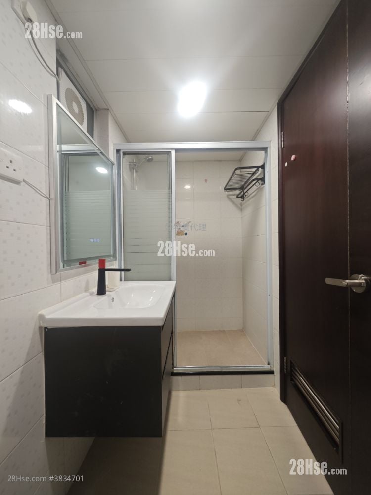 King Cheung Mansion Rental Studio , 1 Bathroom 240 ft²