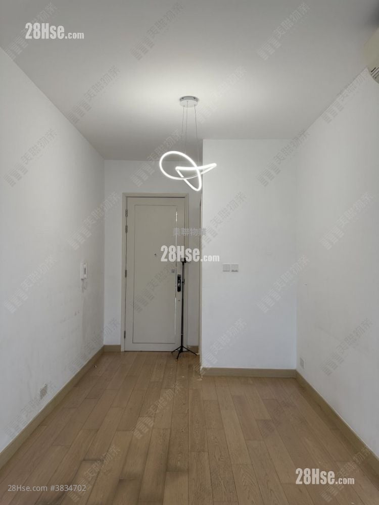 Monterey Rental 3 Bedrooms , 2 Bathrooms 579 ft²