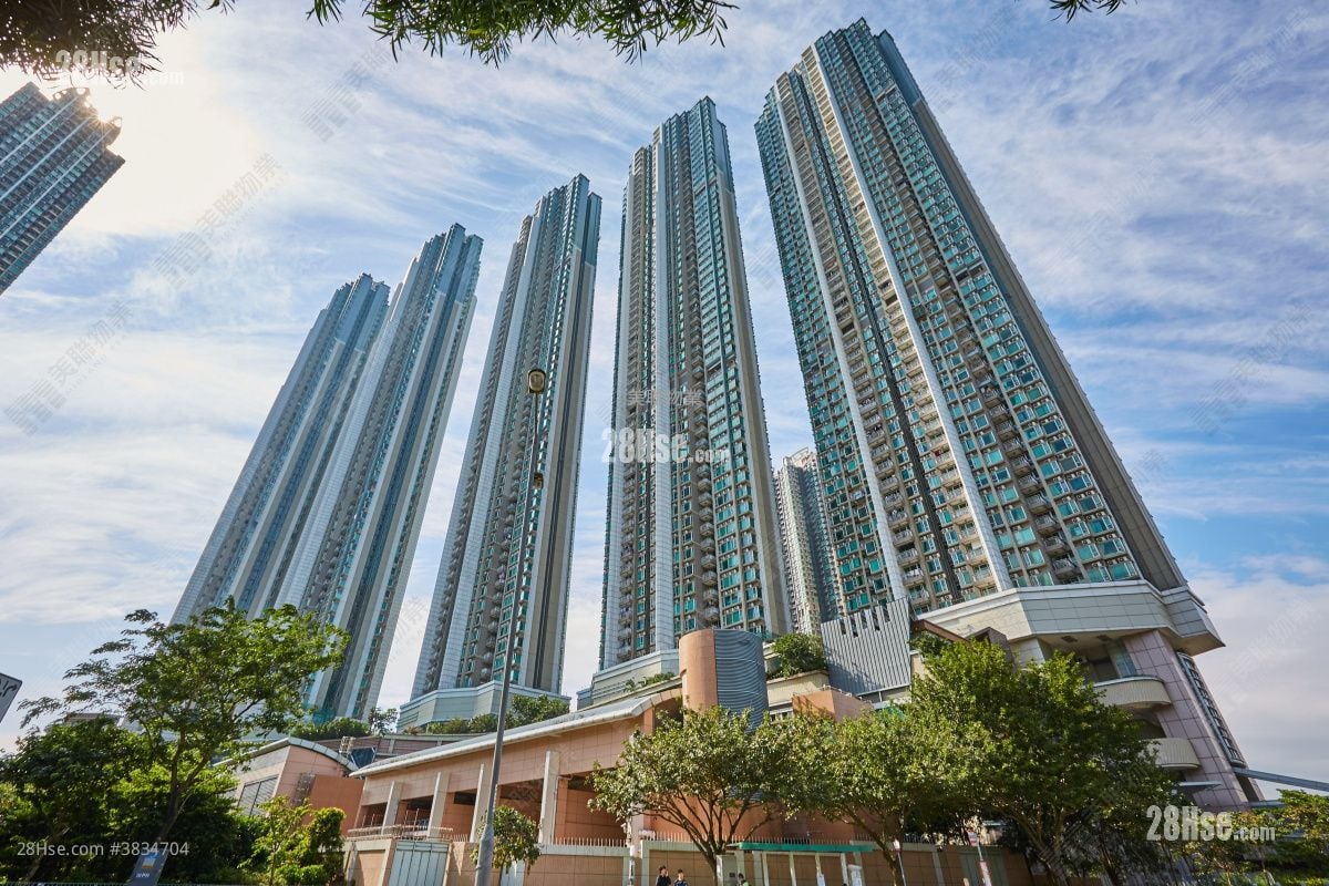 Le Prestige Rental 3 Bedrooms , 2 Bathrooms 677 ft²