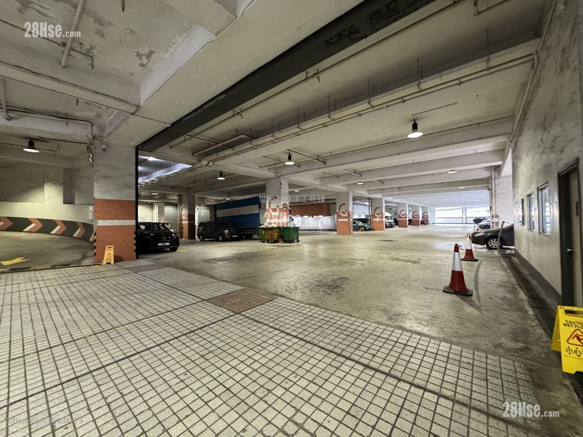 Topsail Plaza Rental