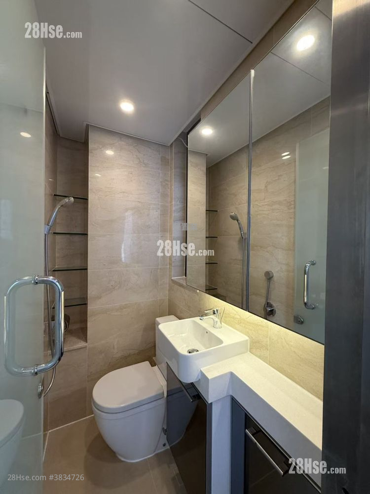 18 Catchick Street Rental 2 Bedrooms , 2 Bathrooms 534 ft²