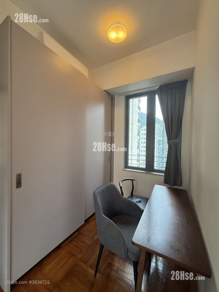 18 Catchick Street Rental 2 Bedrooms , 2 Bathrooms 534 ft²