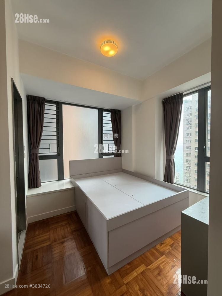 18 Catchick Street Rental 2 Bedrooms , 2 Bathrooms 534 ft²
