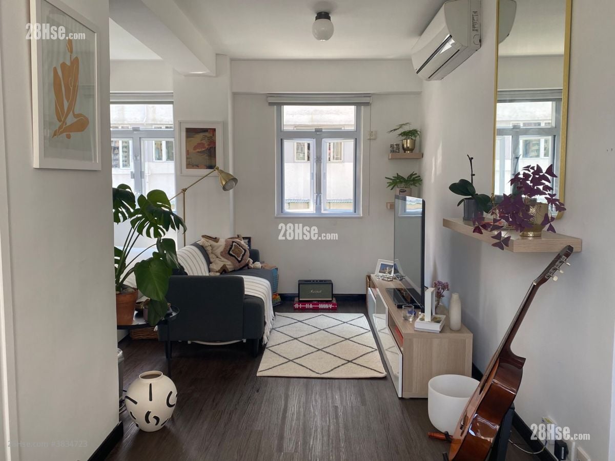 Tai Hing Building Sell Studio , 1 Bathroom