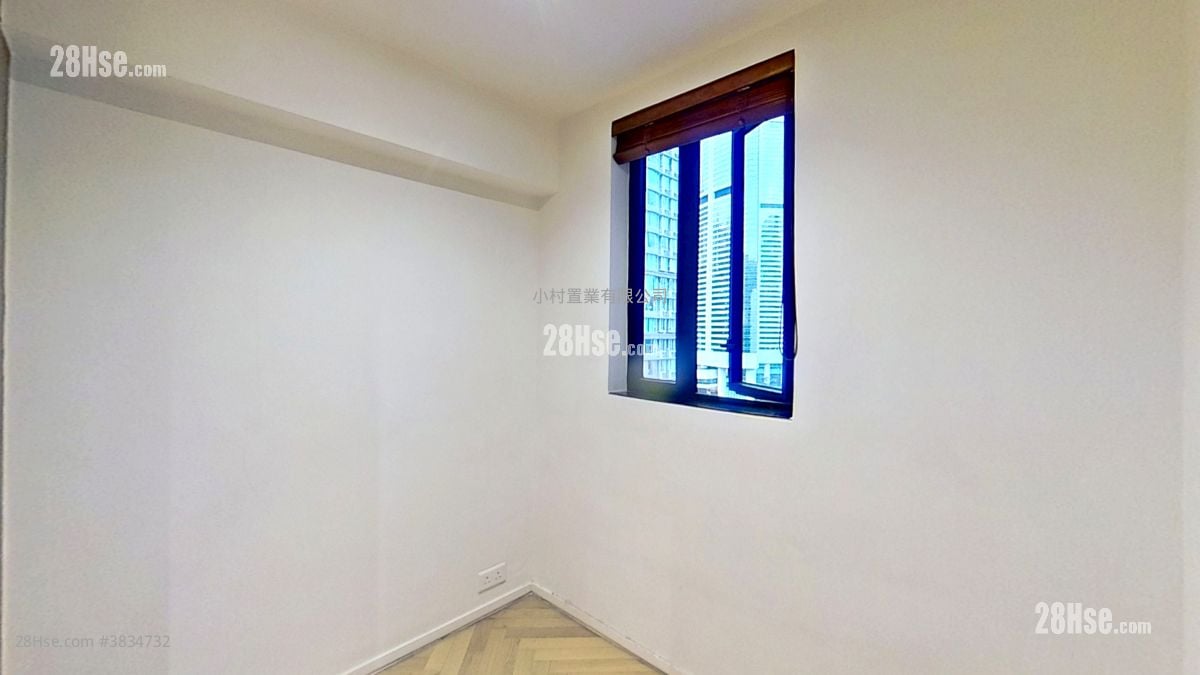 bedroom 2: Star Studios Rental 2 Bedrooms , 1 Bathroom 490 ft²