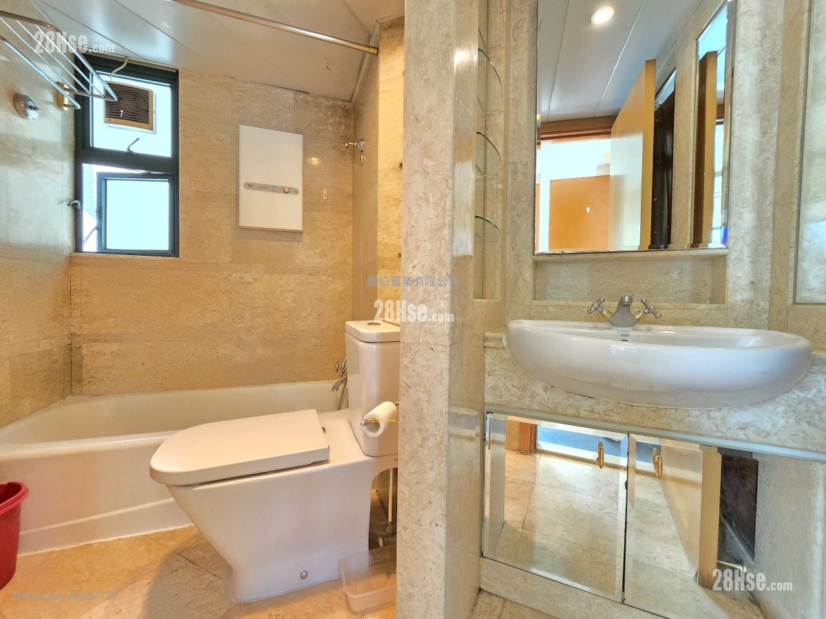 Manhattan Heights Sell 2 Bedrooms , 1 Bathroom 450 ft²