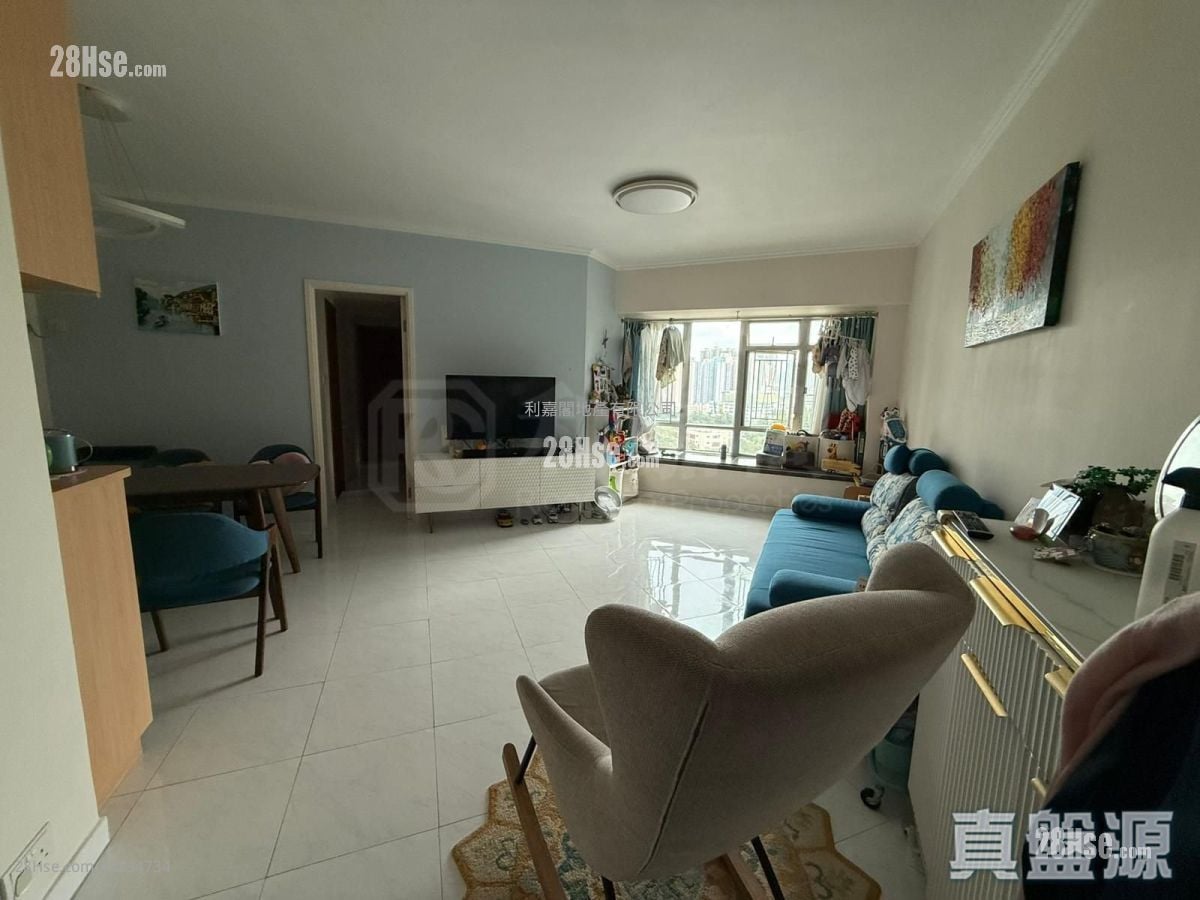 The Metro City Sell 3 Bedrooms , 2 Bathrooms 701 ft²