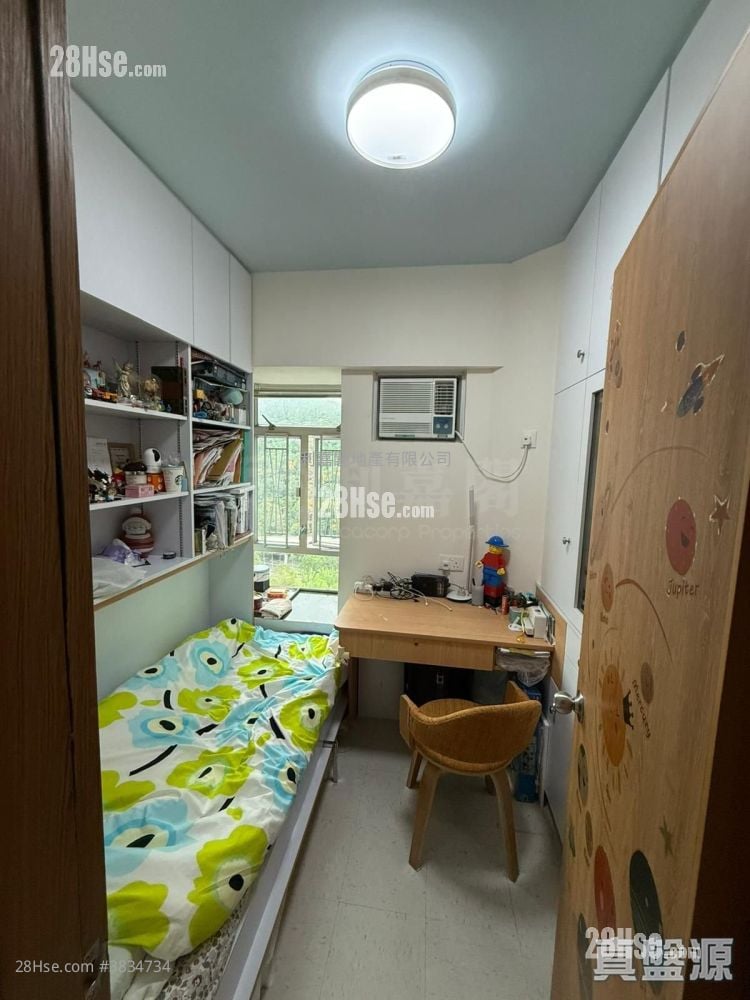 The Metro City Sell 3 Bedrooms , 2 Bathrooms 701 ft²
