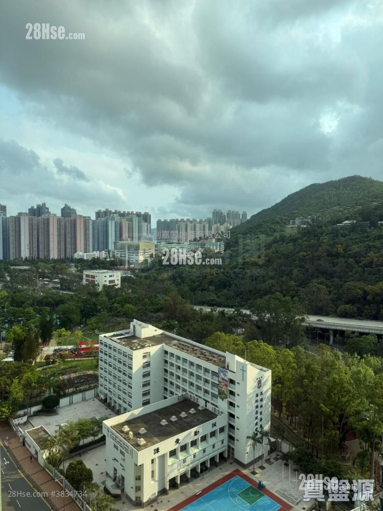 The Metro City Sell 3 Bedrooms , 2 Bathrooms 701 ft²