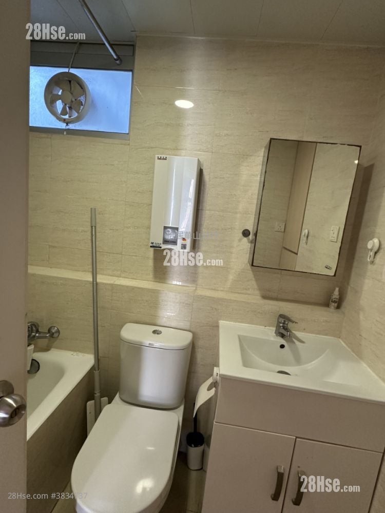 Taikoo Shing Sell 3 Bedrooms , 1 Bathroom 702 ft²