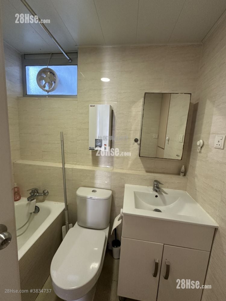 Taikoo Shing Sell 3 Bedrooms , 1 Bathroom 702 ft²