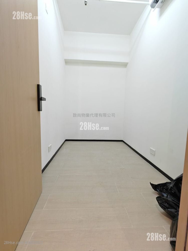 Kwun Tong Industrial Centre Rental 85 ft²
