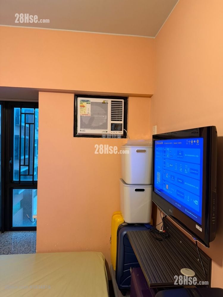 Oscar By The Sea Sell 2 Bedrooms , 1 Bathroom 523 ft²