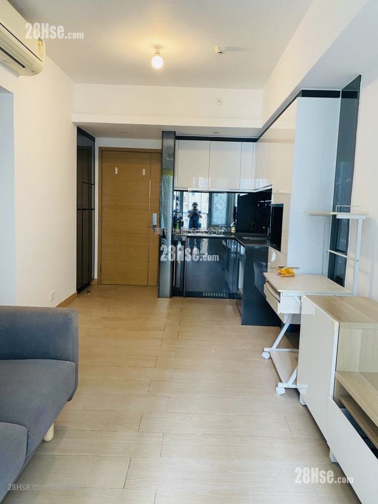 Century Link Rental 2 Bedrooms , 1 Bathroom 462 ft²