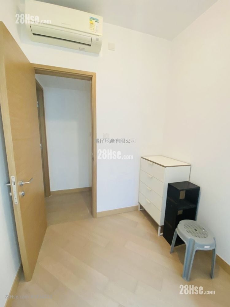 Century Link Rental 2 Bedrooms , 1 Bathroom 462 ft²